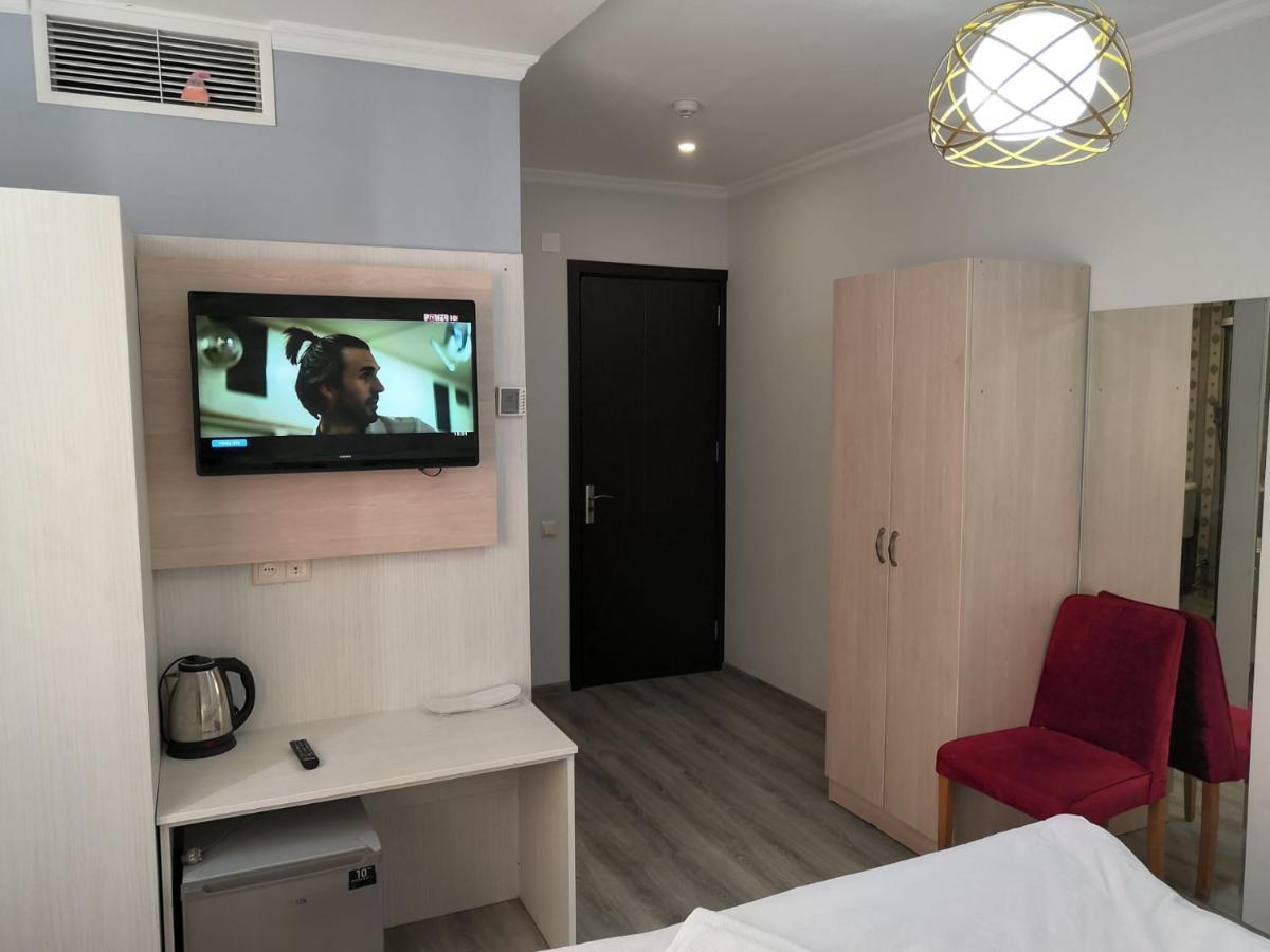Hotel My Rose Μπατούμι Εξωτερικό φωτογραφία